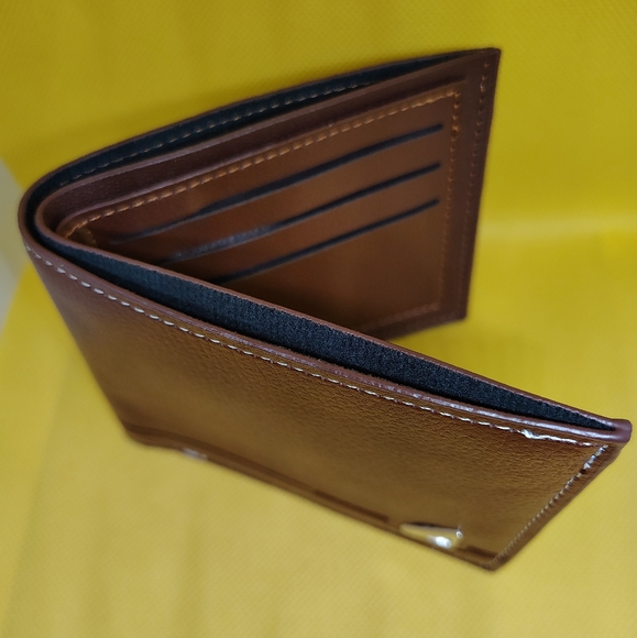 Brown Leather Wallet - Picture 2 of 6